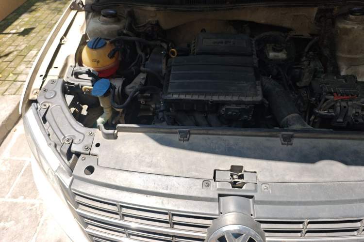 Used Volkswagen Lavida 2013 Restyled Classic 1.6L Automatic Comfort Edition Engine Bay Right