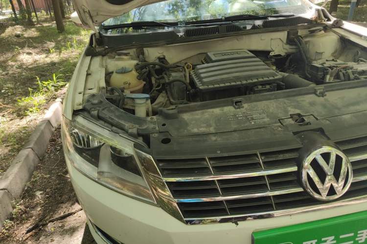 Used Volkswagen Lavida 2013 Restyled Classic 1.6L Automatic Comfort Edition Engine Bay Right