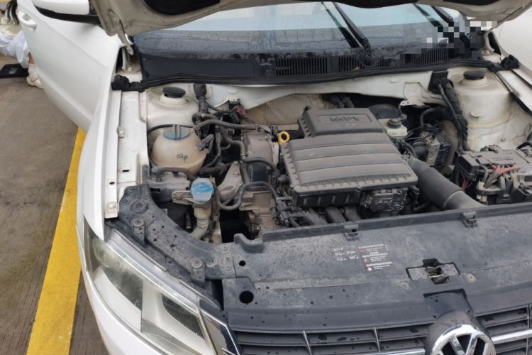 Used Volkswagen Lavida 2013 Restyled Classic 1.6L Automatic Comfort Edition Engine Bay Right
