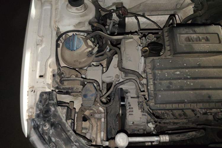 Used Volkswagen Lavida 2013 Revised Classic 1.6L Automatic Fashion Edition Engine Bay Right