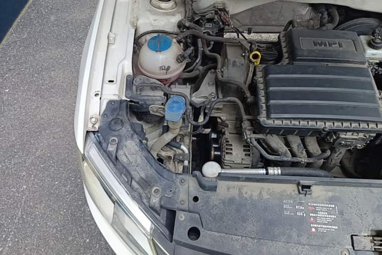 Used Volkswagen Lavida 2013 Restyled Classic 1.6L Automatic Comfort Edition Engine Bay Right