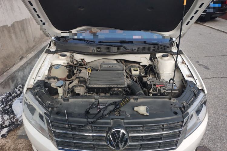 Used Volkswagen Lavida 2013 Revised Classic 1.6L Automatic Fashion Edition Engine Bay