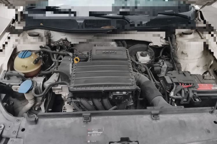 Used Volkswagen Lavida 2013 Revised Classic 1.6L Automatic Fashion Edition Engine Bay