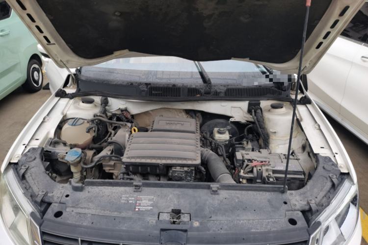 Used Volkswagen Lavida 2013 Restyled Classic 1.6L Automatic Comfort Edition Engine Bay