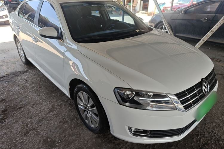 Used Volkswagen Lavida 2013 Restyled Classic 1.6L Automatic Comfort Edition Exterior 1