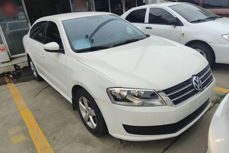 Used Volkswagen Lavida 2013 Revised Classic 1.6L Automatic Fashion Edition Exterior 1