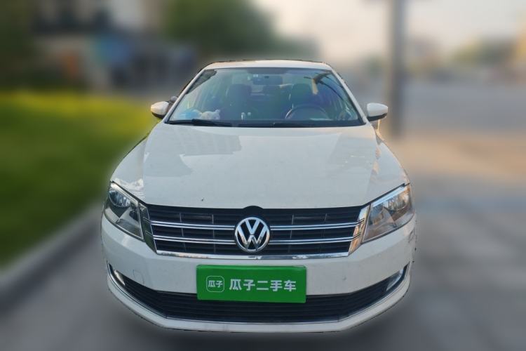 Used Volkswagen Lavida 2013 Restyled Classic 1.6L Manual Comfort Edition Exterior 1
