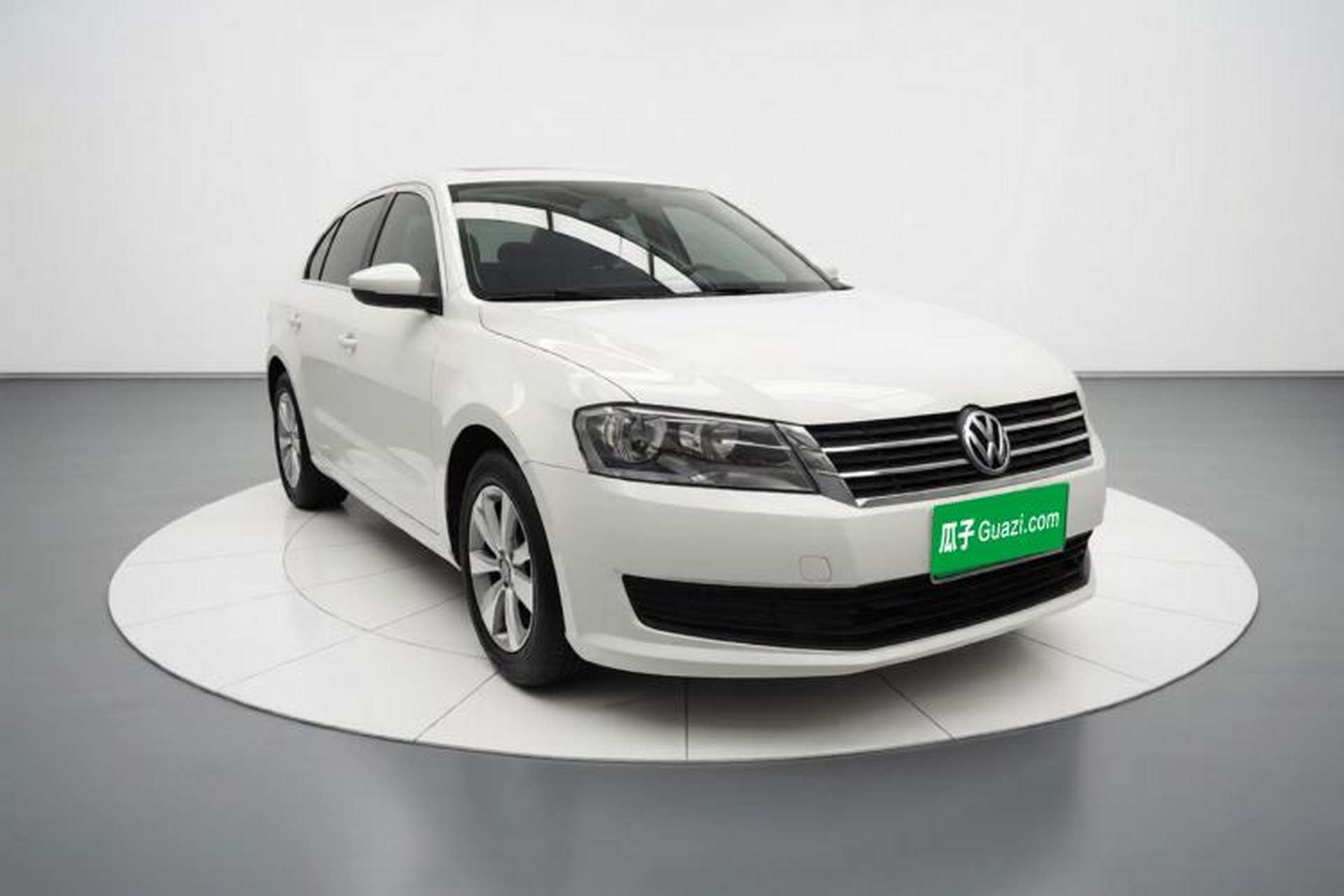 Used Volkswagen Lavida 2013 Revised Classic 1.6L Automatic Fashion Edition Exterior 1