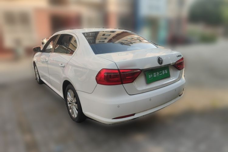 Used Volkswagen Lavida 2013 Restyled Classic 1.6L Automatic Comfort Edition Exterior 2