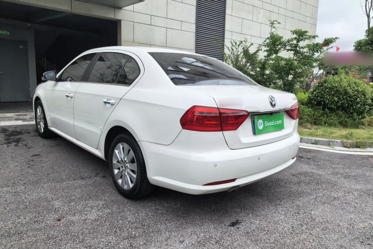 Used Volkswagen Lavida 2013 Restyled Classic 1.6L Automatic Comfort Edition Exterior 2