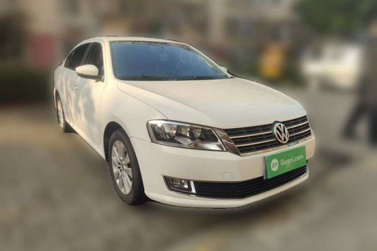 Used Volkswagen Lavida 2013 Restyled Classic 1.6L Automatic Comfort Edition Exterior 3