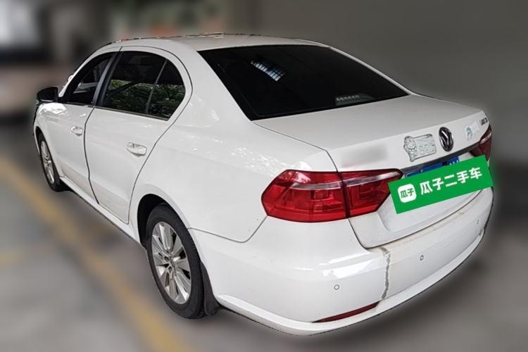 Used Volkswagen Lavida 2013 Restyled Classic 1.6L Manual Comfort Edition Exterior 3
