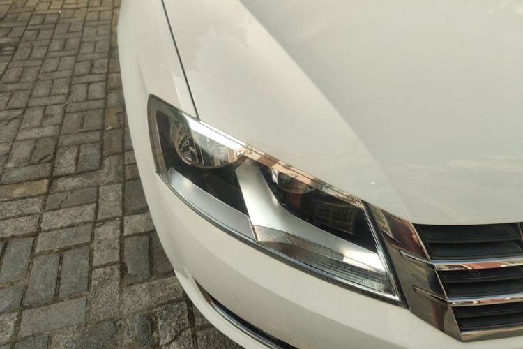 Used Volkswagen Lavida 2013 Restyled Classic 1.6L Automatic Comfort Edition Exterior 5