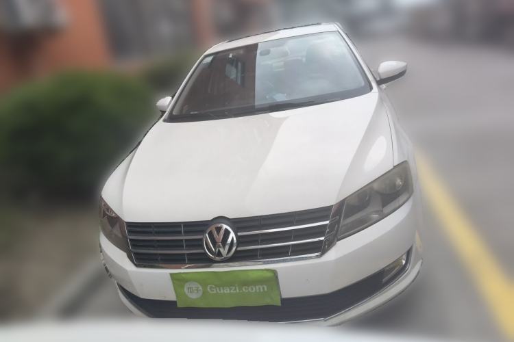 Used Volkswagen Lavida 2013 1.4 TSI Manual Luxury Edition Front