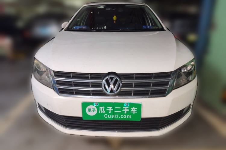 Used Volkswagen Lavida 2013 Revised Version 1.4 TSI DSG Luxury Edition Front