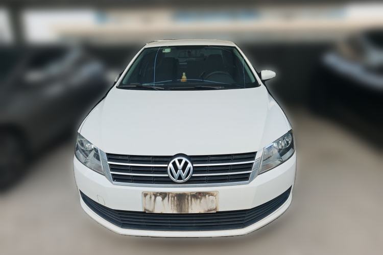 Used Volkswagen Lavida 2013 Revised Classic 1.6L Manual Fashion Edition Front