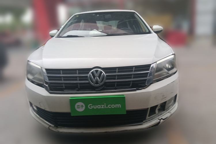Used Volkswagen Lavida 2013 Restyled Classic 1.6L Manual Comfort Edition Front
