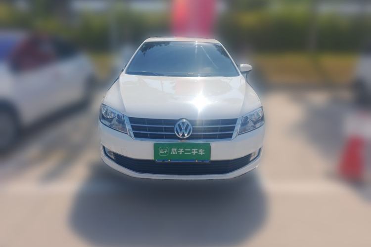 Used Volkswagen Lavida 2013 Restyled Classic 1.6L Manual Comfort Edition Front