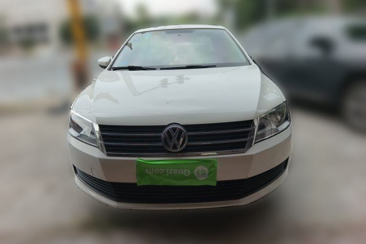 Used Volkswagen Lavida 2013 Revised Classic 1.6L Manual Fashion Edition Front