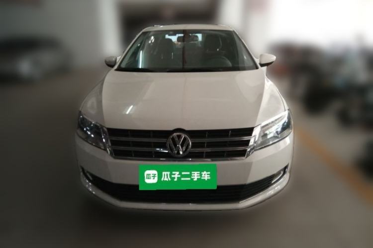 Used Volkswagen Lavida 2013 Revised Version 1.6L Automatic Luxury Edition Front