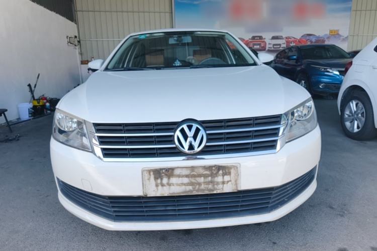 Used Volkswagen Lavida 2013 Revised Classic 1.6L Automatic Fashion Edition Front