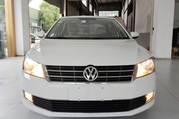 Used Volkswagen Lavida 2013 Restyled Classic 1.6L Automatic Comfort Edition Front