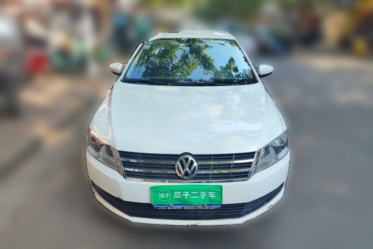 Used Volkswagen Lavida 2013 Classic 1.6L Manual Fashion Edition Front