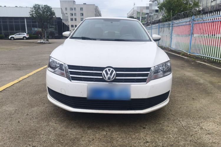 Used Volkswagen Lavida 2013 Revised Classic 1.6L Automatic Fashion Edition Front