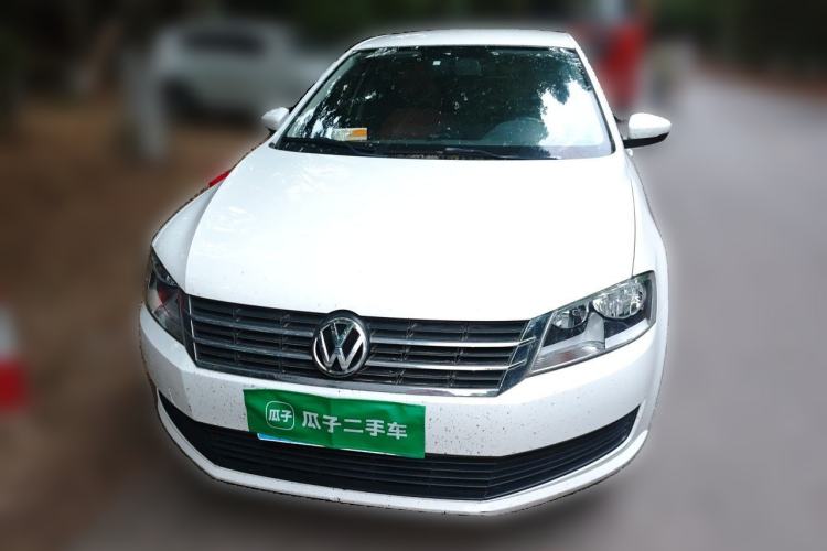 Used Volkswagen Lavida 2013 1.6L Manual Fashion Edition Front