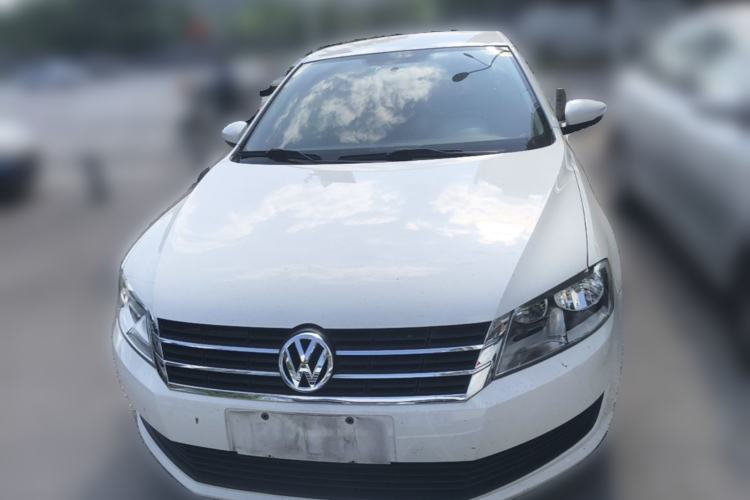 Used Volkswagen Lavida 2013 Revised Classic 1.6L Automatic Fashion Edition Front