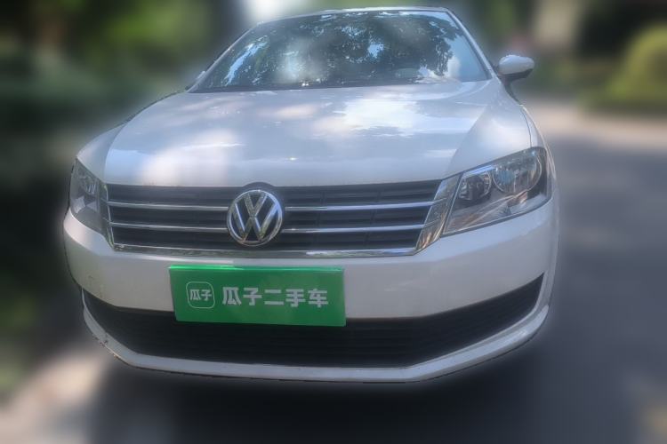 Used Volkswagen Lavida 2013 Revised Classic 1.6L Manual Fashion Edition Front