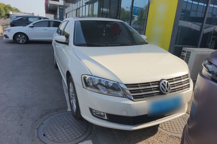 Used Volkswagen Lavida 2013 Restyled Classic 1.6L Manual Comfort Edition Front