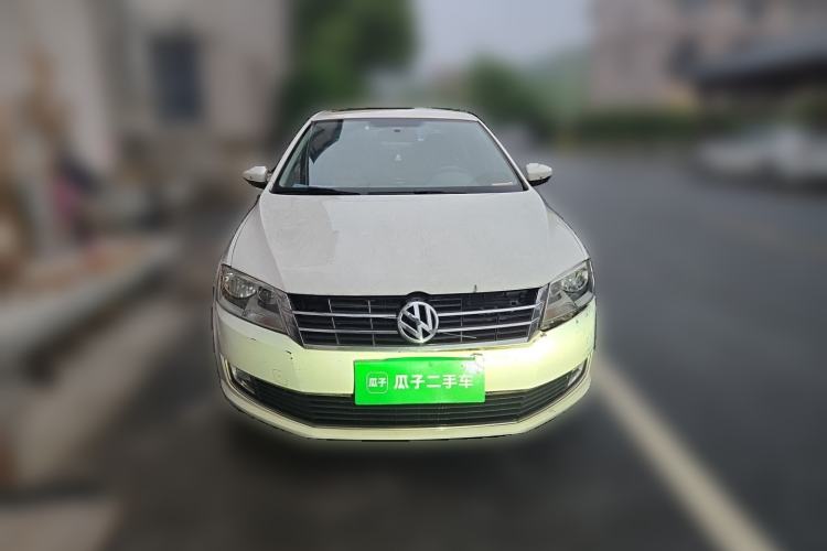 Used Volkswagen Lavida 2013 Restyled Classic 1.6L Manual Comfort Edition Front