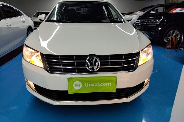 Used Volkswagen Lavida 2013 Restyled Classic 1.6L Automatic Comfort Edition Front