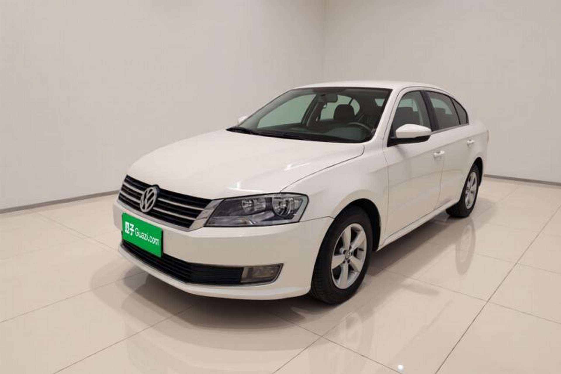 Used Volkswagen Lavida 2013 Revised Classic 1.6L Automatic Fashion Edition Front Left 45 Deg