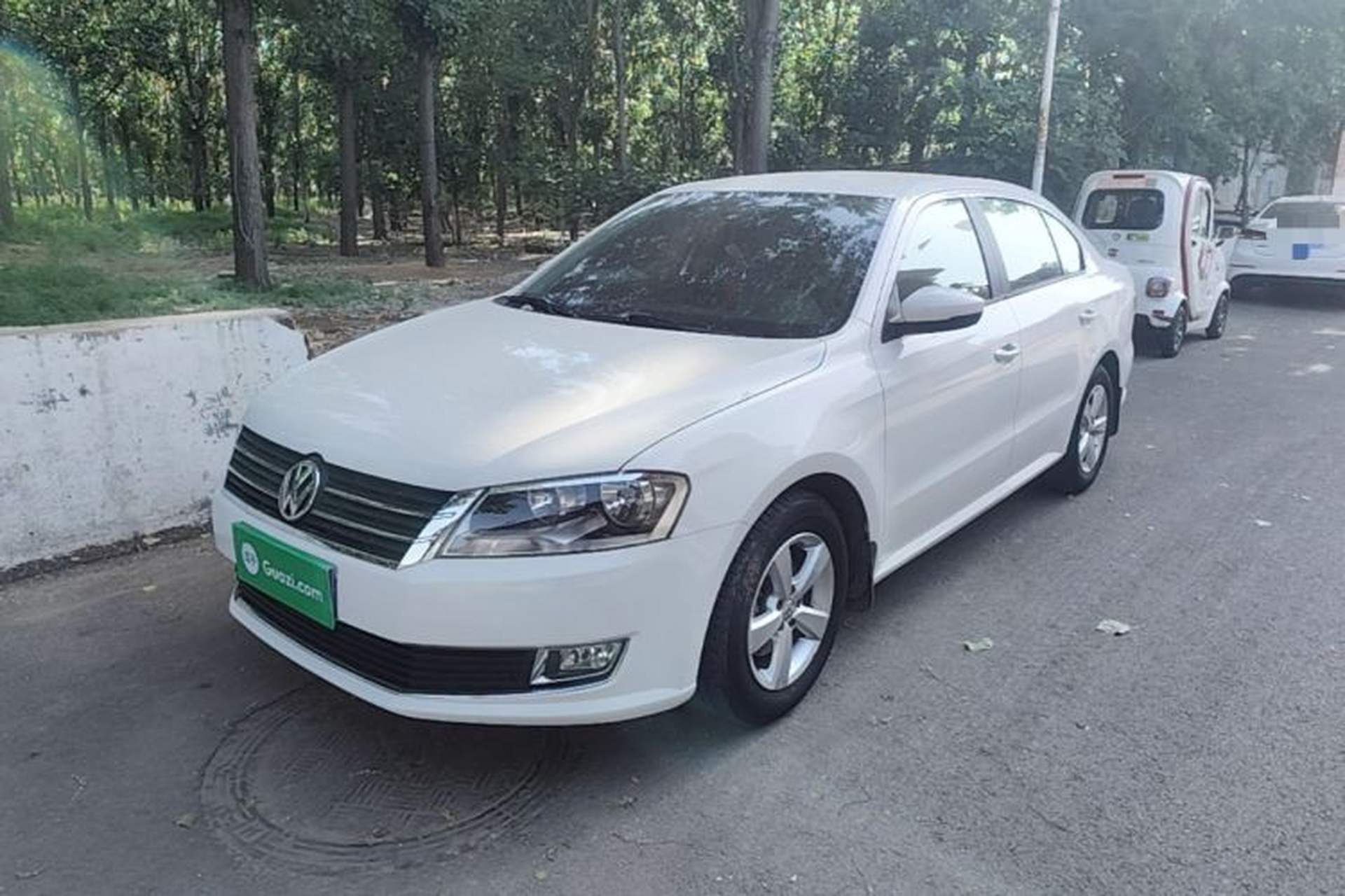 Used Volkswagen Lavida 2013 Revised Classic 1.6L Automatic Fashion Edition Front Left 45 Deg