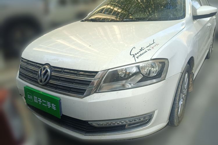 Used Volkswagen Lavida 2013 1.6L Manual Comfort Edition Front