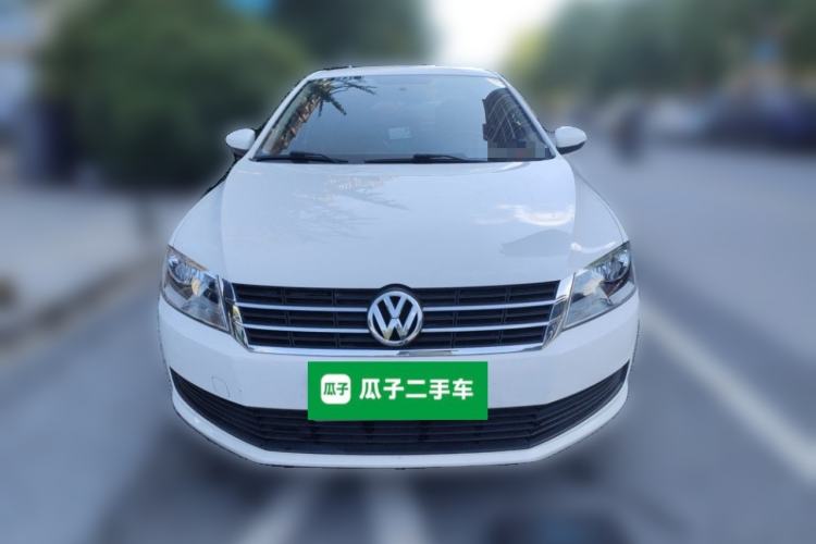 Used Volkswagen Lavida 2013 Revised Classic 1.6L Automatic Fashion Edition Front