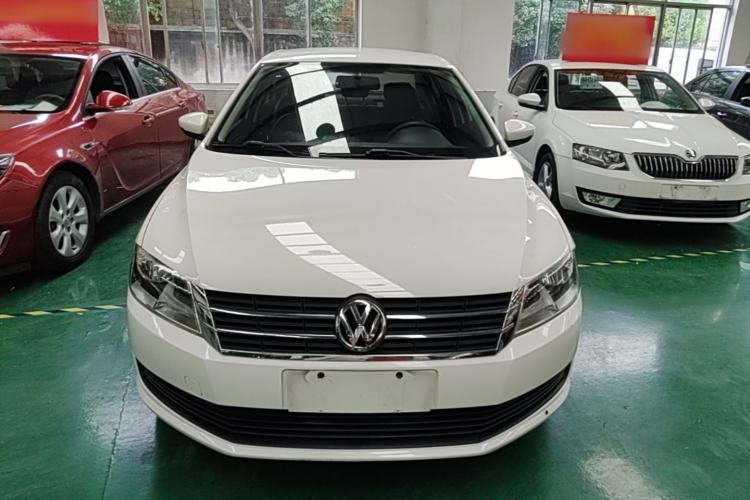 Used Volkswagen Lavida 2013 Revised Classic 1.6L Automatic Fashion Edition Front