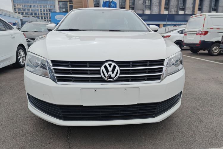 Used Volkswagen Lavida 2013 Revised Classic 1.6L Automatic Fashion Edition Front
