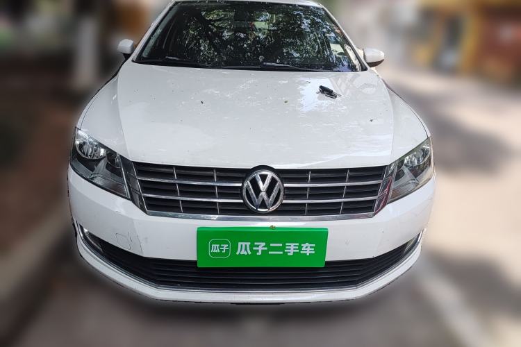 Used Volkswagen Lavida 2013 1.6L Automatic Comfort Edition Front