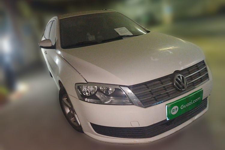 Used Volkswagen Lavida 2013 Revised Classic 1.6L Automatic Fashion Edition Front Right 45 Deg