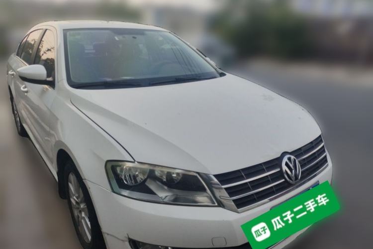 Used Volkswagen Lavida 2013 1.6L Automatic Comfort Edition Front Right 45 Deg