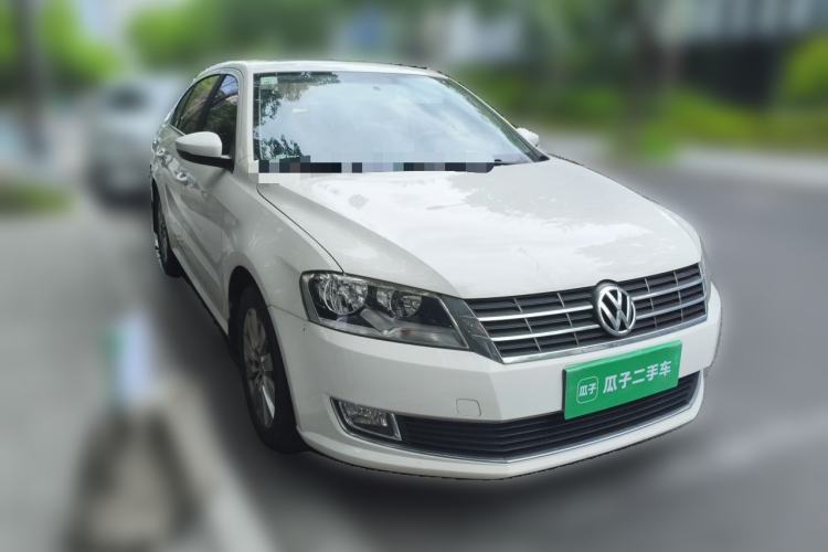 Used Volkswagen Lavida 2013 Restyled Classic 1.6L Manual Comfort Edition Front Right 45 Deg