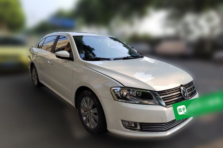 Used Volkswagen Lavida 2013 Restyled Classic 1.6L Manual Comfort Edition Front Right 45 Deg
