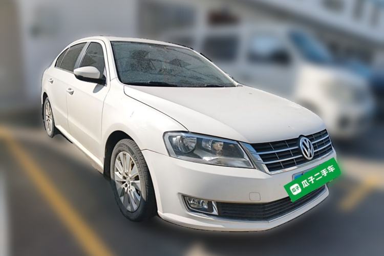 Used Volkswagen Lavida 2013 Restyled Classic 1.6L Manual Comfort Edition Front Right 45 Deg