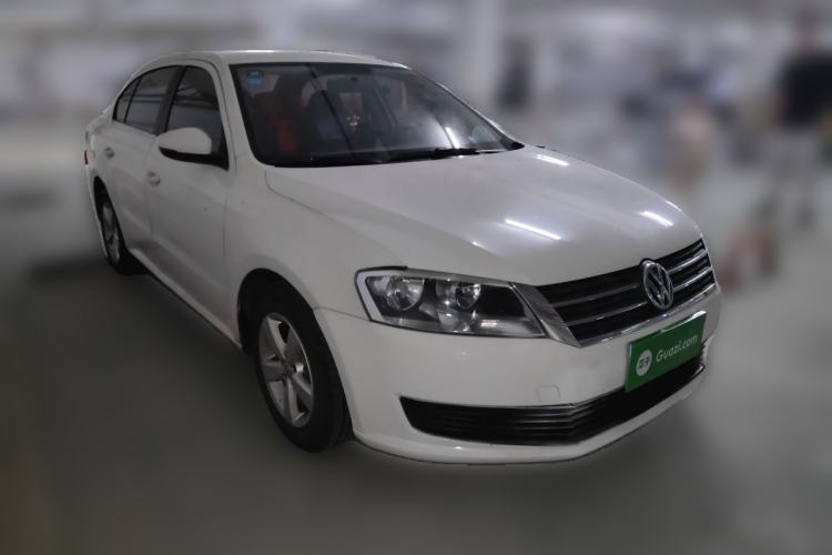 Used Volkswagen Lavida 2013 Revised Classic 1.6L Automatic Fashion Edition Front Right 45 Deg