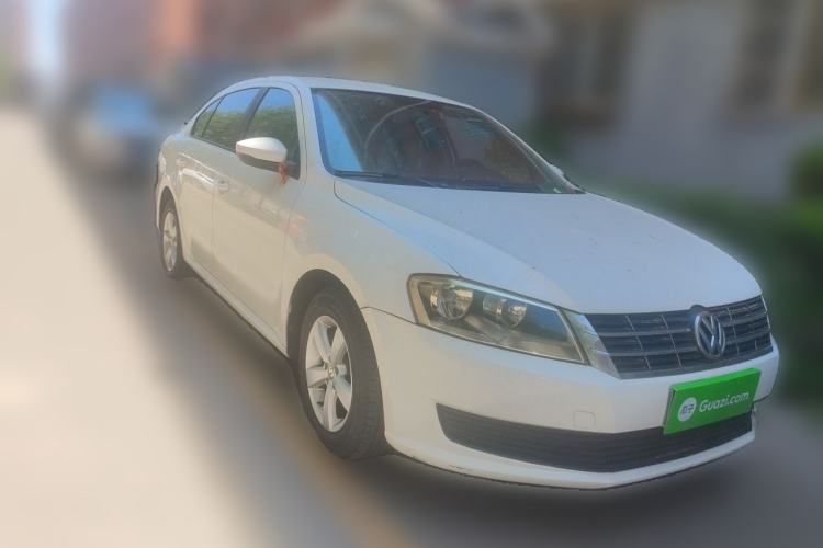 Used Volkswagen Lavida 2013 Revised Classic 1.6L Automatic Fashion Edition Front Right 45 Deg