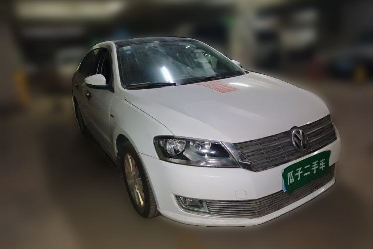 Used Volkswagen Lavida 2013 Restyled Classic 1.6L Automatic Comfort Edition Front Right 45 Deg