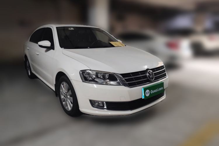Used Volkswagen Lavida 2013 Restyled Classic 1.6L Automatic Comfort Edition Front Right 45 Deg